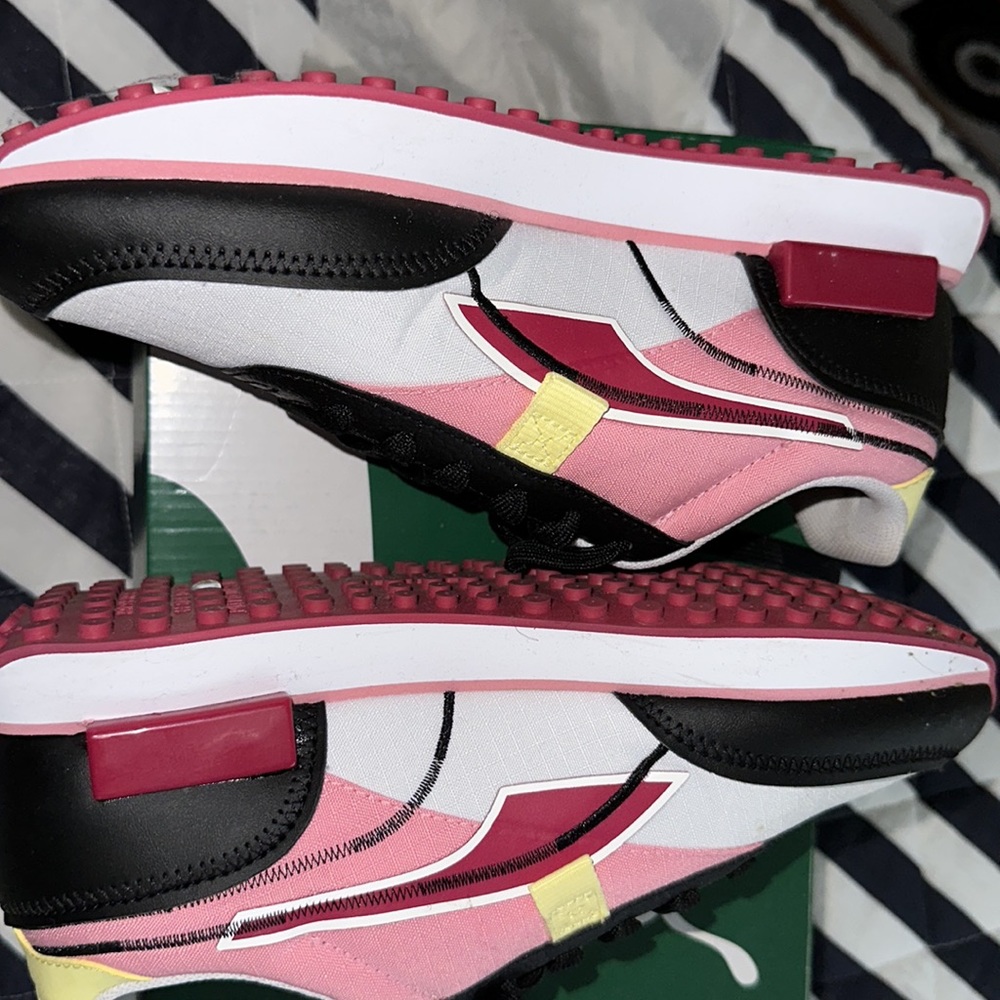Puma Future Rider Jr Size 5.5y - Picture 3 of 4